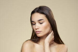 Light chemical Peels for a Gentle Glow
